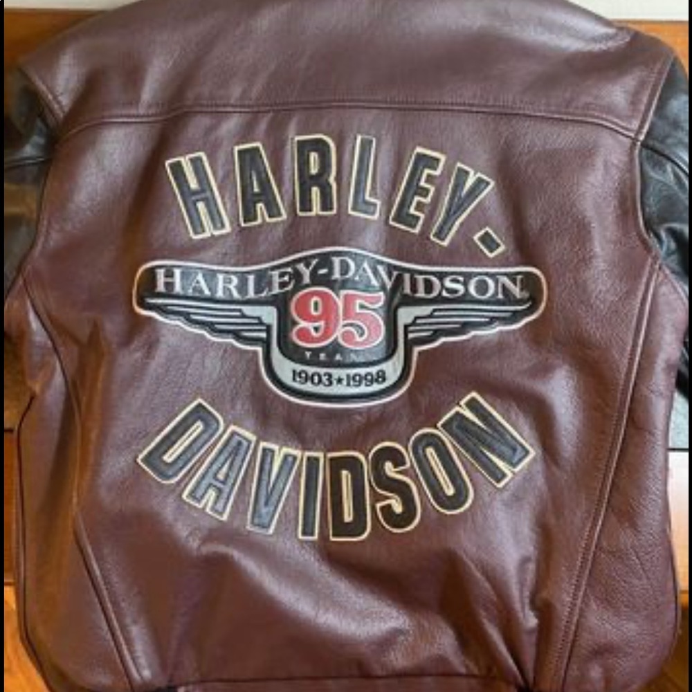 Women’s 95th edition Harley Davidson leather jacket
